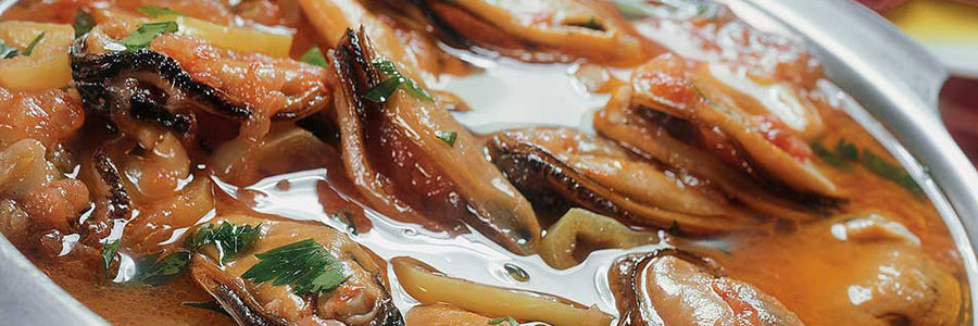 Grilled Mussels With Arrabiata Salsa