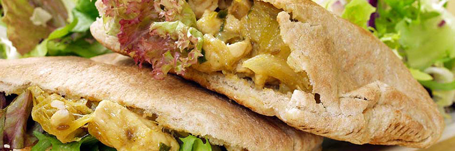 Herbed Chicken Pitas With Cilantro Pesto