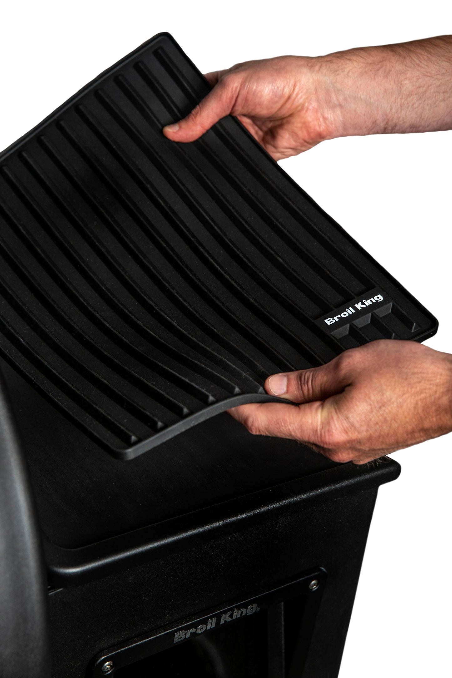 Crown Magnetic Silicone Side Shelf Grill Mat