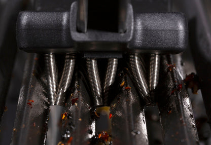  Brosse à ressort hélicoïdal pour gril Baron™