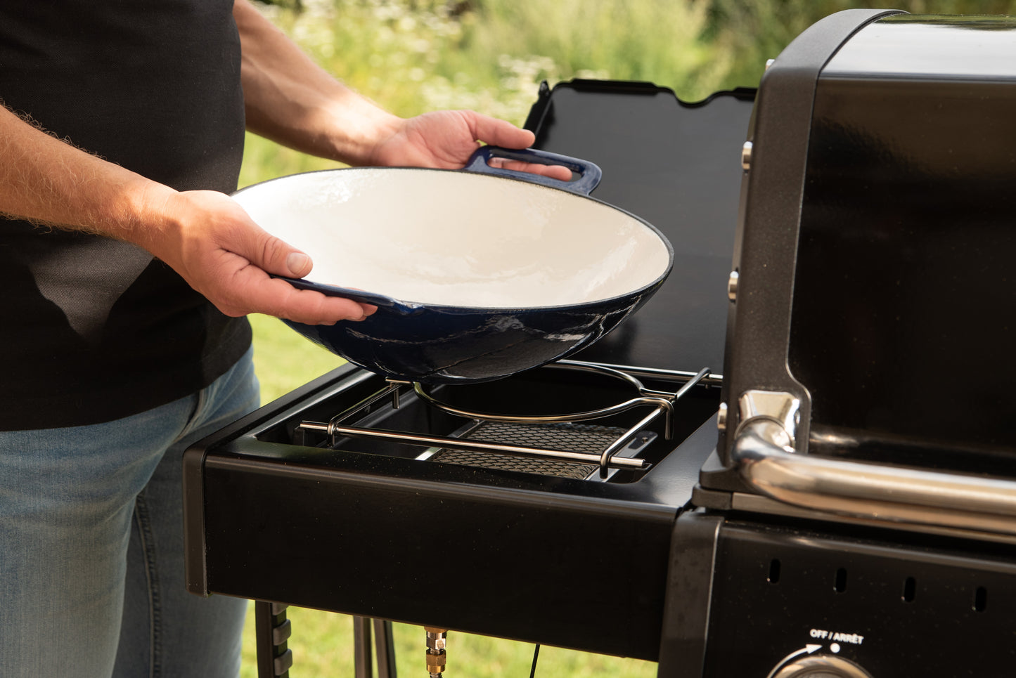 Cast Grilling Wok