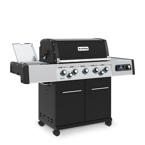 Regal™ Q 590 Pro Infrared – Broil King